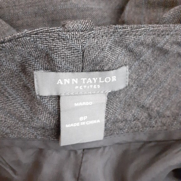 Ann Taylor Margo Pants 6P Straight Leg Wool Blend Gray Pinstripe 28" Inseam - Picture 7 of 9
